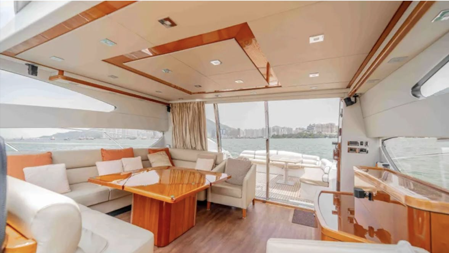 2007 Sunseeker Predator 72 Interior 1