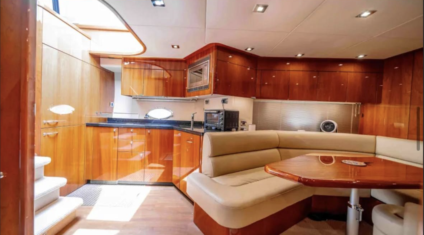 2007 Sunseeker Predator 72 Interior 11